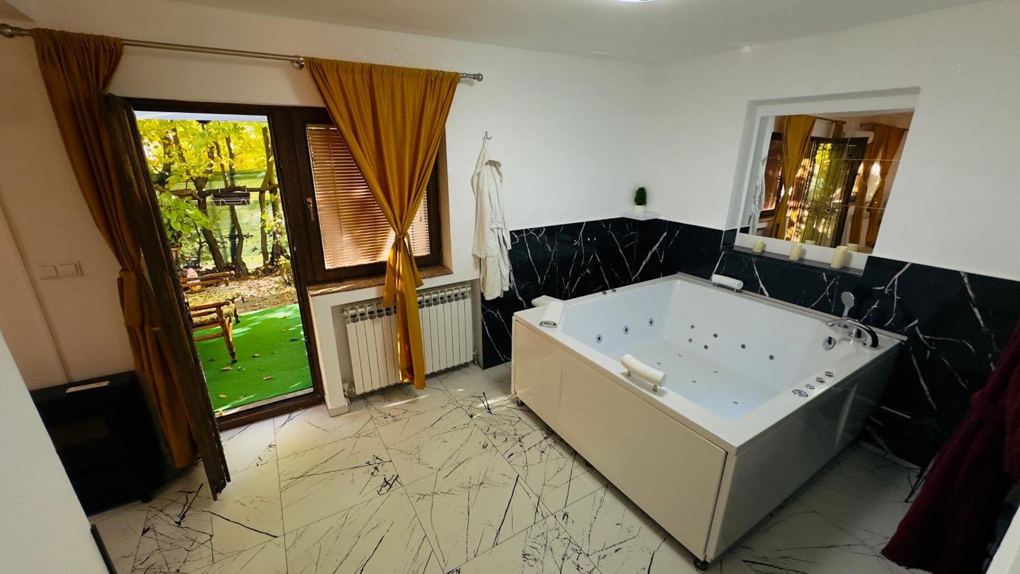 Hedonist Spa Jacuzzi Sarajevo Free Parking Buitenkant foto
