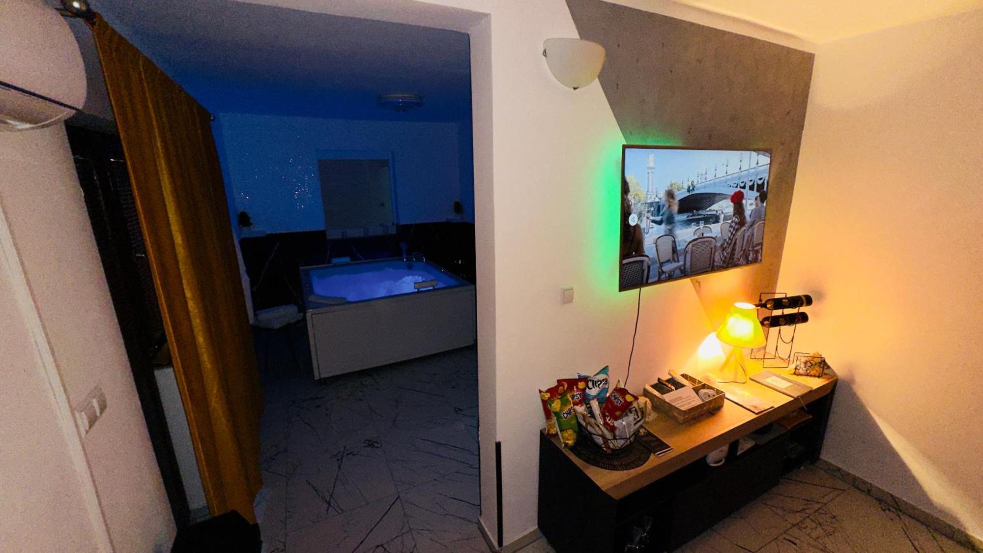 Hedonist Spa Jacuzzi Sarajevo Free Parking Buitenkant foto